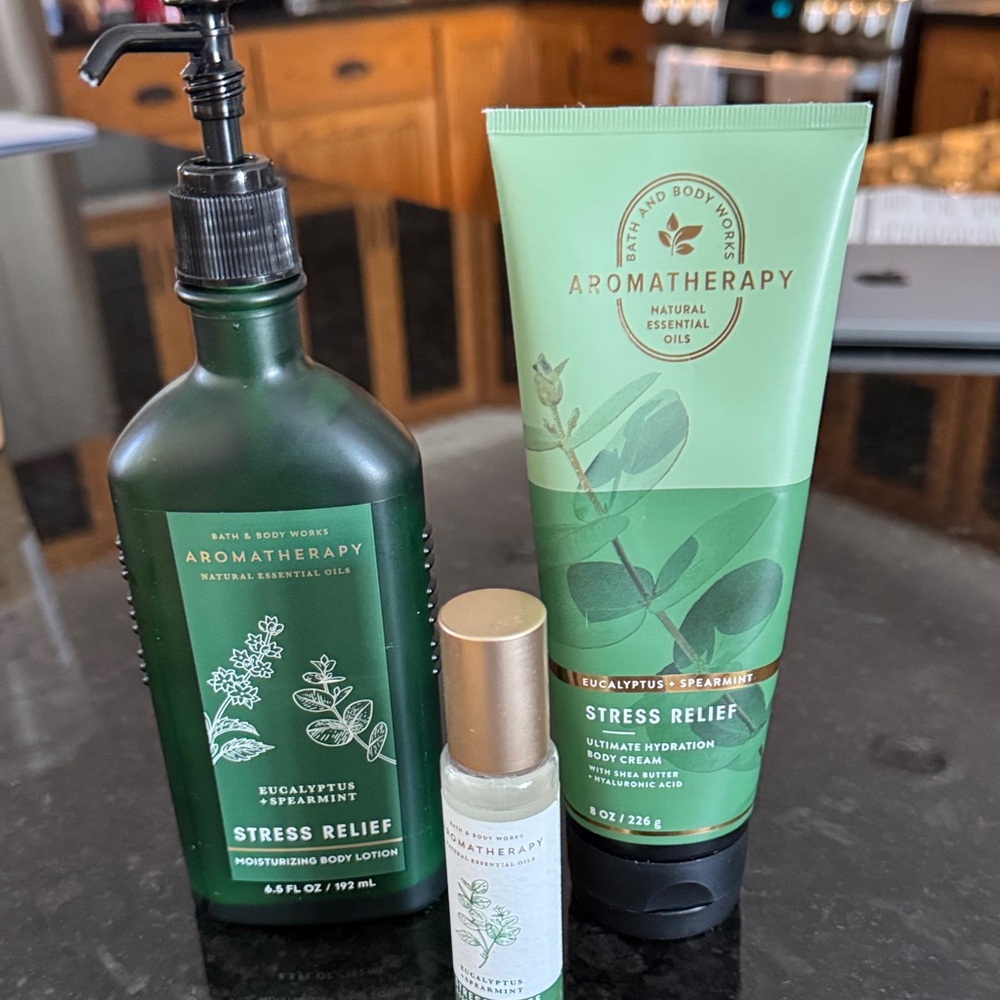 Bed Bath & Beyond Aromatherapy Stress Relief Set - Green